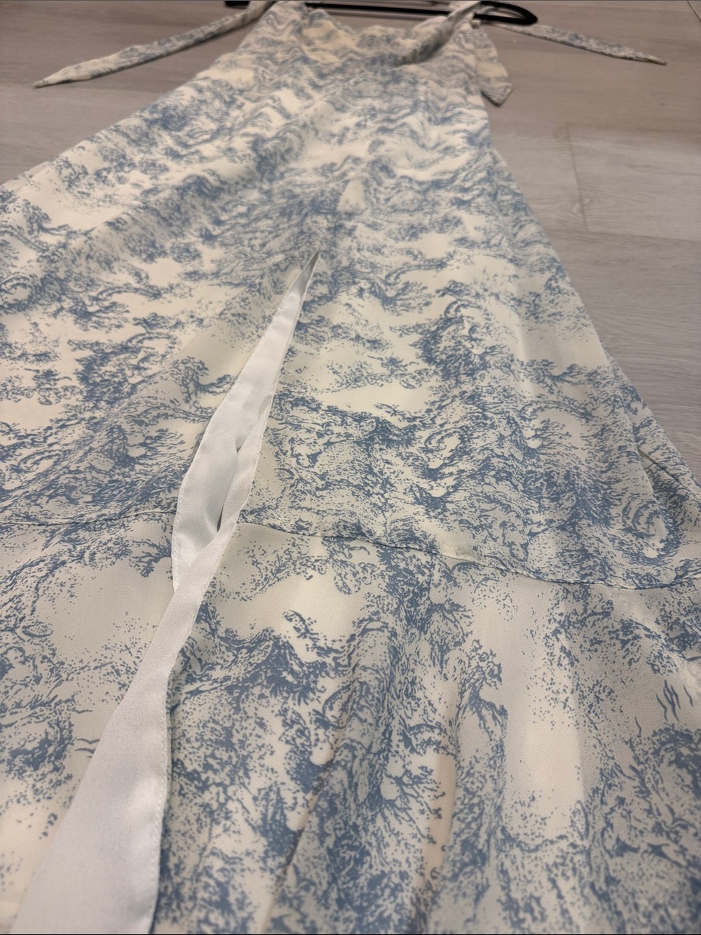 Women's Blue & White Tie-Shoulder Maxi Dress - Picture 3 of 6